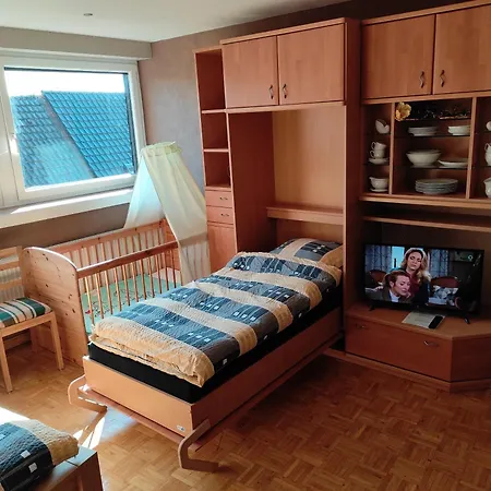 Gaestehaus Muensterland Fuer Geschaeftsreisende Und Monteure Im 2ten Obergeschoss Apartment Rhede (North Rhine-Westphalia)